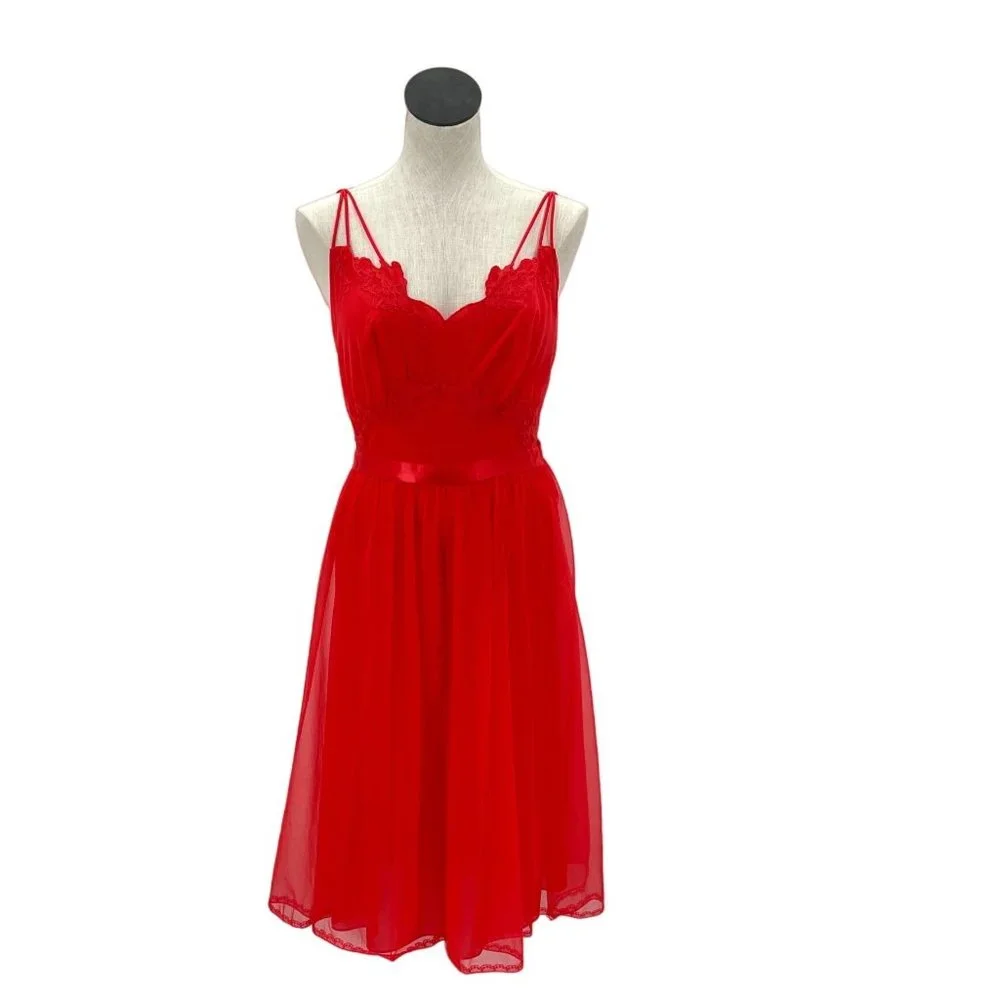 1950s Vanity Fair Ruby Red Two-Piece Nightgown & Robe Set Peignoir Boudoir - Picture 8 of 15